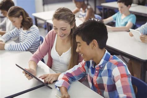 Dexway: la plataforma de idiomas para el aula .